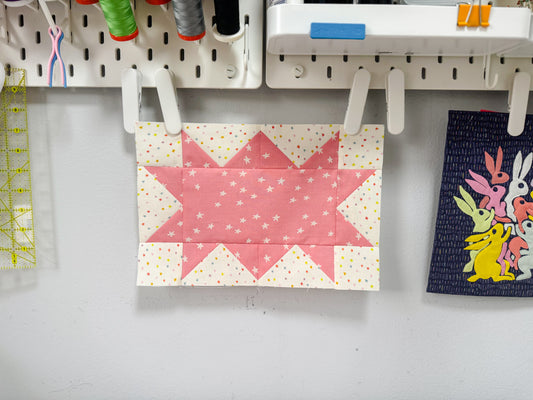 Stretchy Sawtooth Star Block - PDF Pattern - Free Download